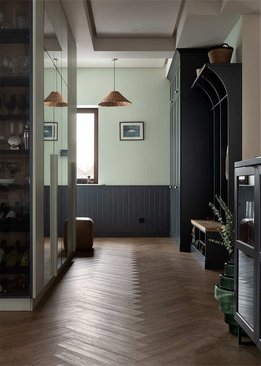 Многогранный интерьер уютного трехэтажного коттеджа в Алматы – проект Алисы Копыловой