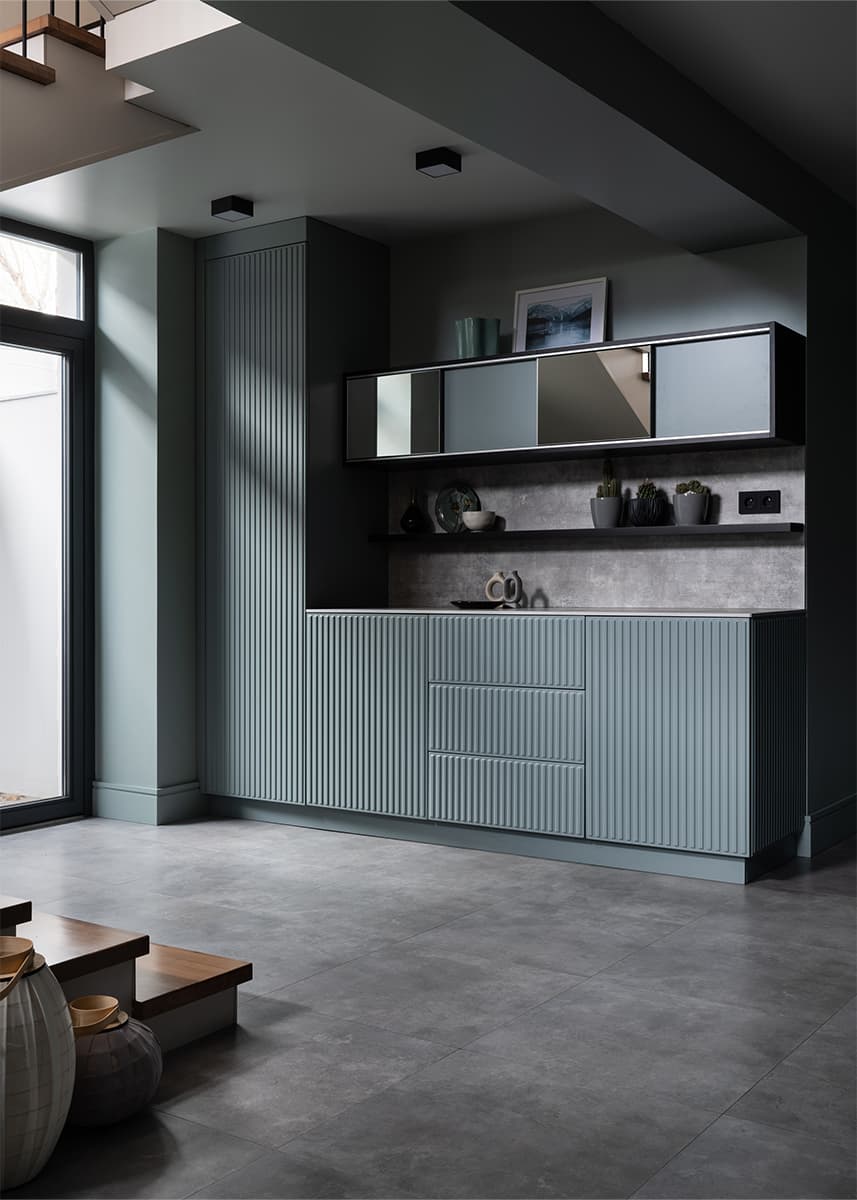 Многогранный интерьер уютного трехэтажного коттеджа в Алматы – проект Алисы Копыловой