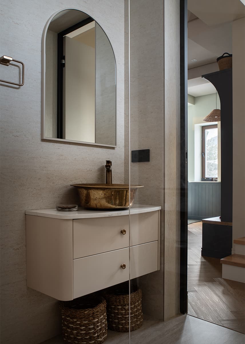 Многогранный интерьер уютного трехэтажного коттеджа в Алматы – проект Алисы Копыловой