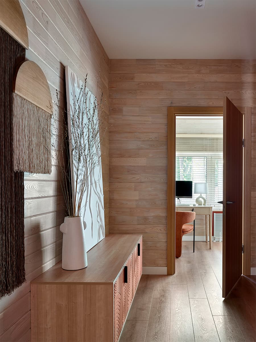 Аутентичный русский декор в воздушном интерьере загородного дома – проект студии интерьера EgoDesign