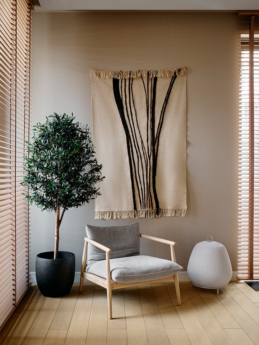 Умиротворенный интерьер квартиры для семьи с тремя детьми — проект студии Spatar Design