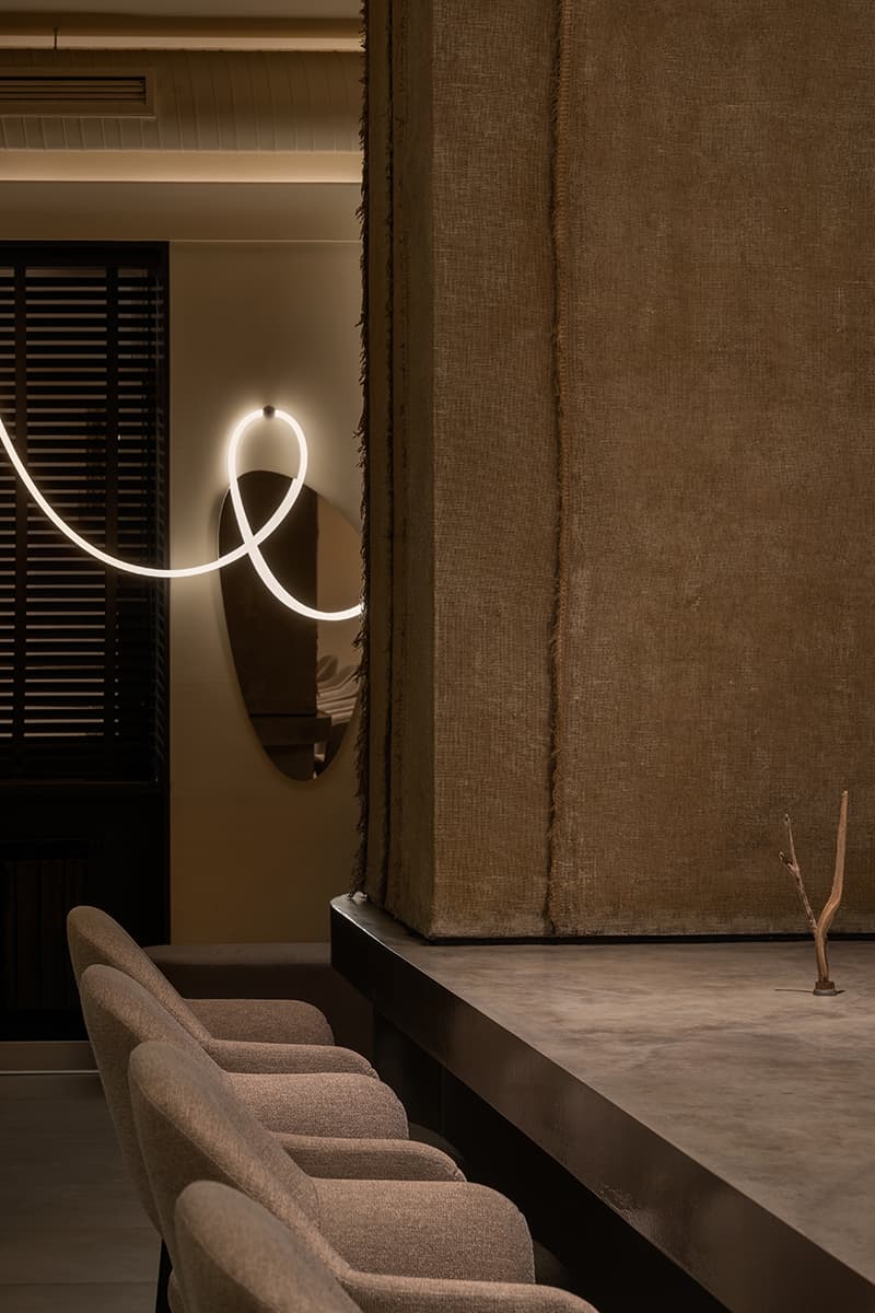 Мягкий и расслабленный интерьер рыбного ресторана в Перми — проект студии Lebedeva Project