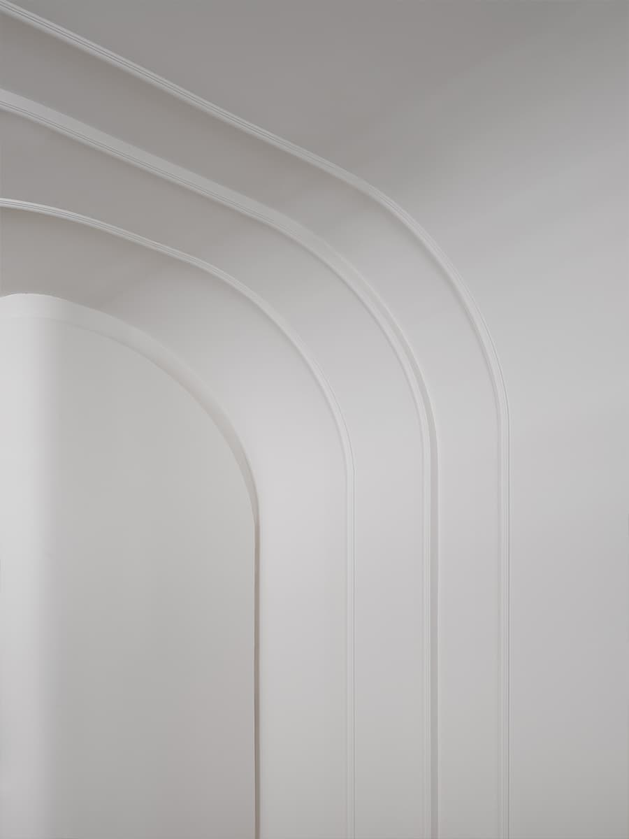 Сила трех стихий в интерьере современного салона цветов — проект студии дизайна PROJECTLINE.INTERIORS