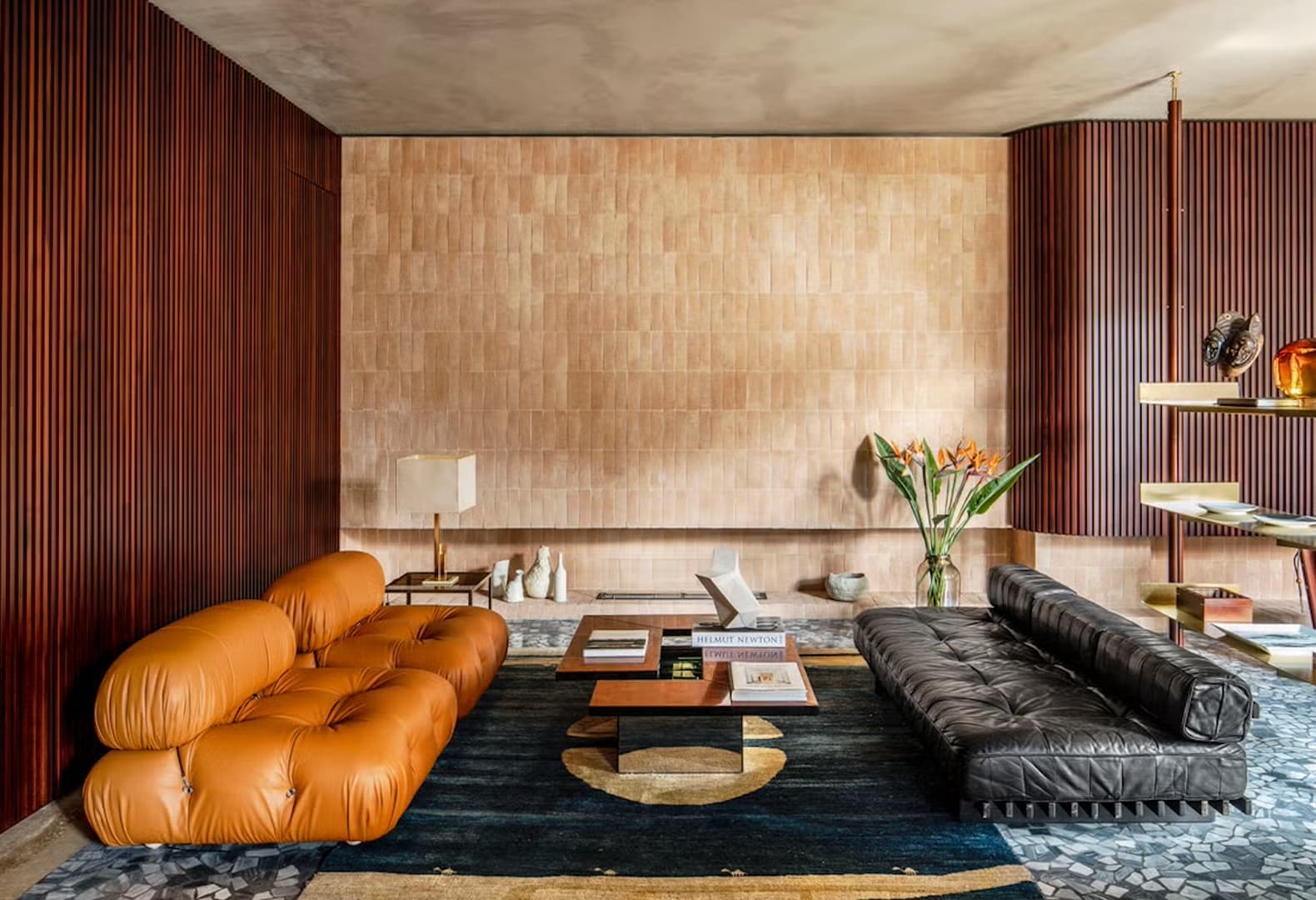 Многослойный и эклектичный визуальный язык Ханнеса Пира