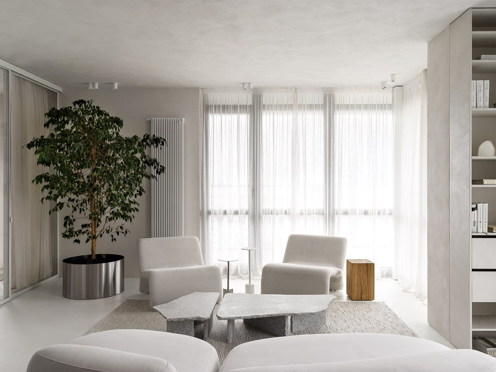 Из Казани с любовью: обволакивающий интерьер квартиры для пары дизайнеров – проект студии DASCHAMAY INTERIORS