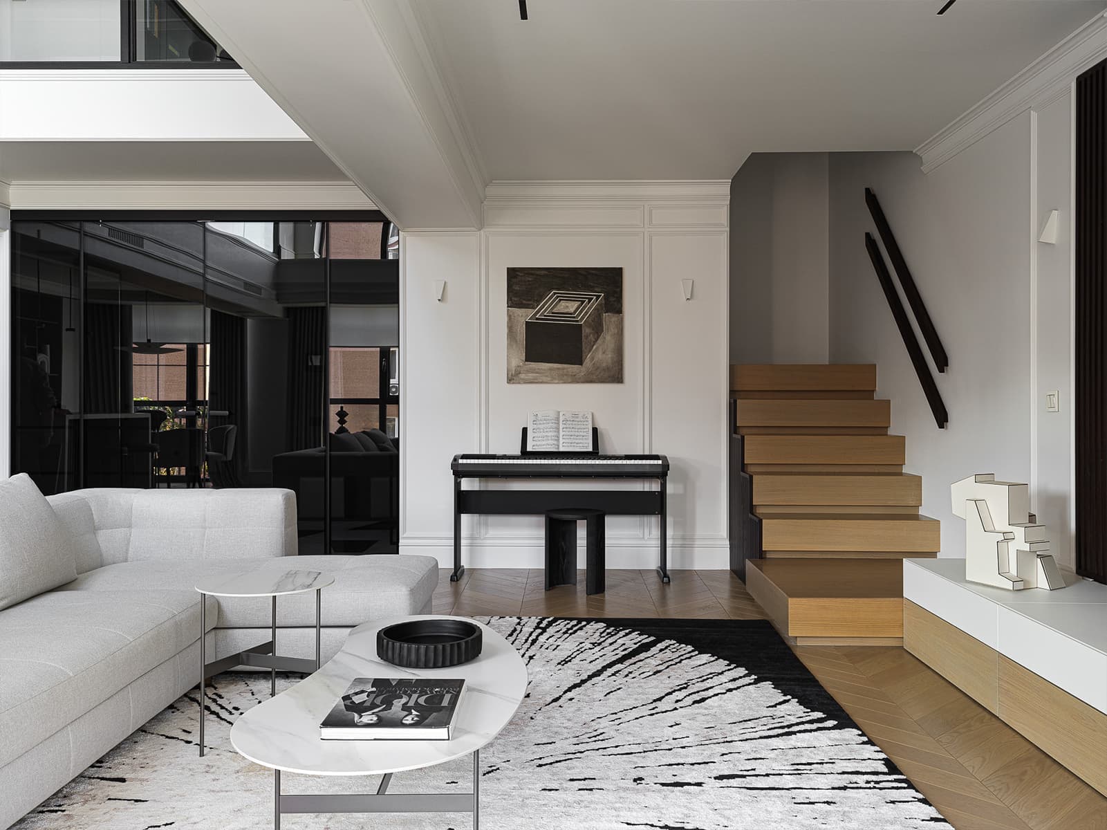 Элегантный интерьер семейных апартаментов в здании бывшей московской фабрики — проект Studio 25