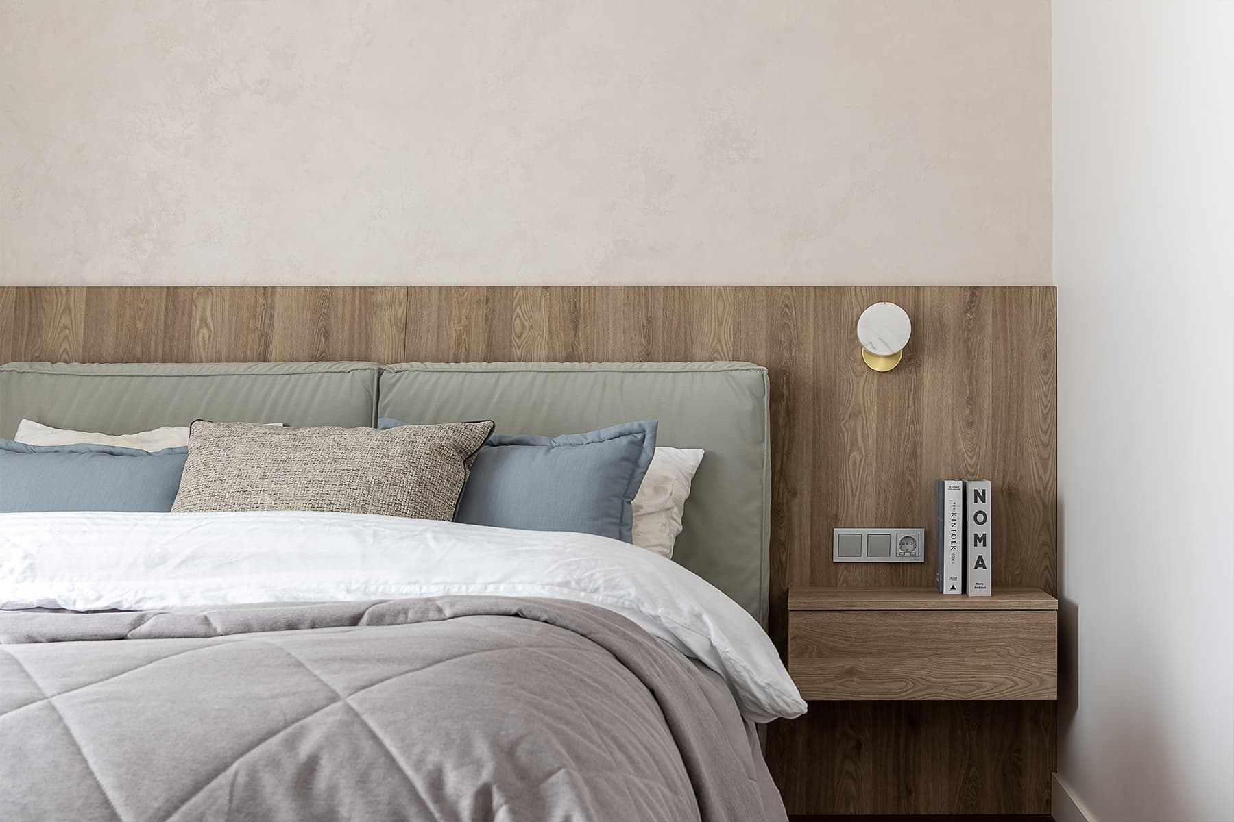 Тонкие нотки Азии в интерьере квартиры для супружеской пары — проект Марины Аббасовой