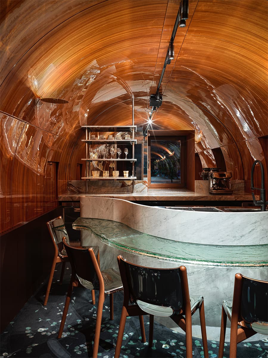 Аутентичный русский декор в воздушном интерьере загородного дома – проект студии интерьера EgoDesign