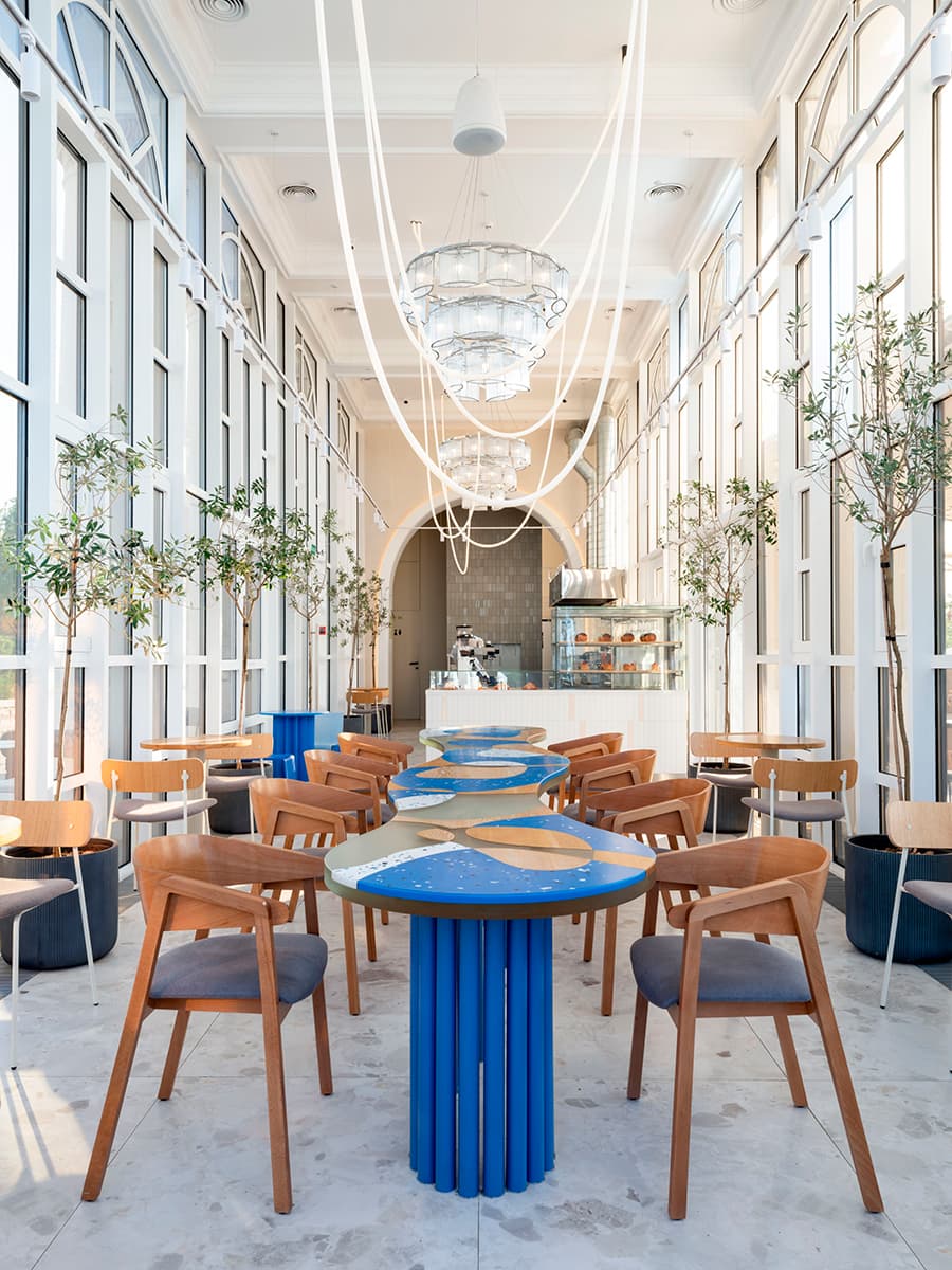 Сила стихий в нарядном интерьере семейного кафе — проект студии РИС