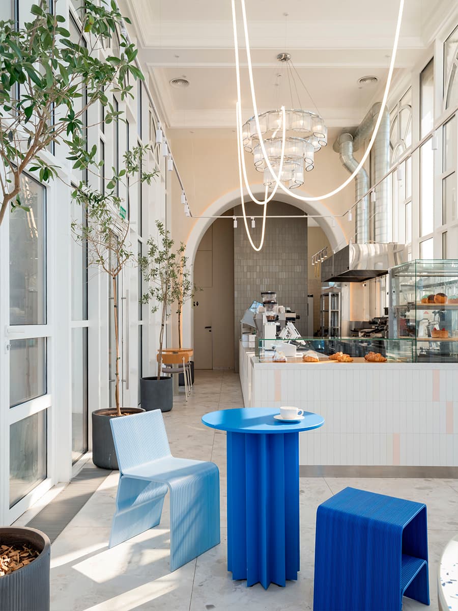 Сила стихий в нарядном интерьере семейного кафе — проект студии РИС