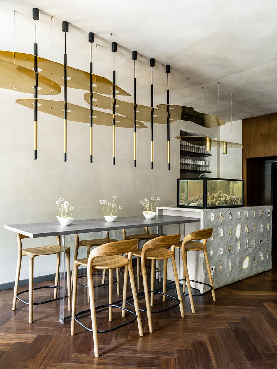 Сдержанный интерьер ресторана с морской тематикой в Ижевске — проект студии интерьера EgoDesign