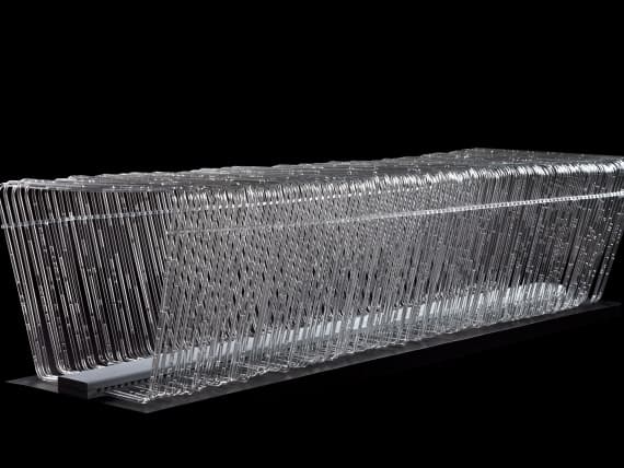 Скамейка голландского дизайнера превращает капли дождя в элемент декора Скамейка голландского дизайнера превращает капли дождя в элемент декора