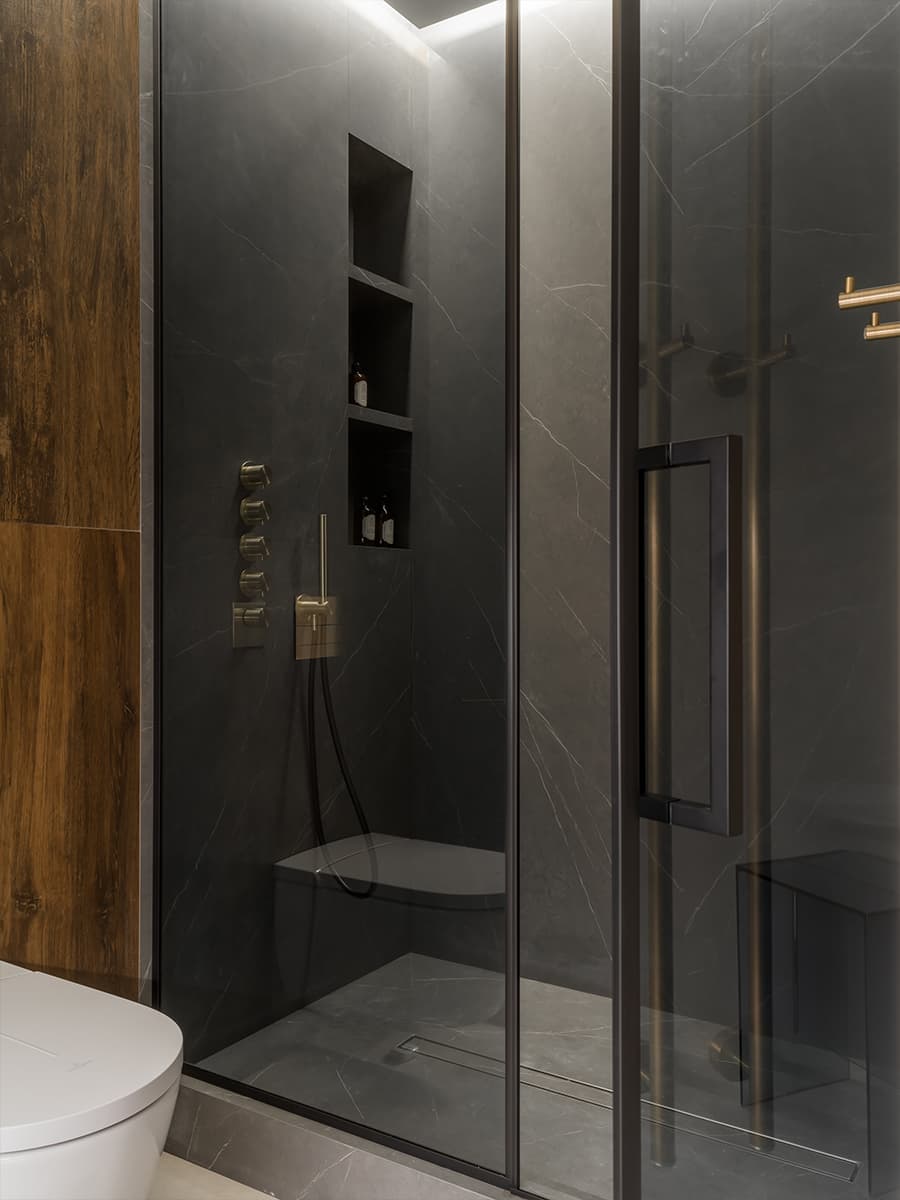 Панно по эскизам нейросети и раздельные спальни в интерьере квартиры — проект Марии Тимофеевой