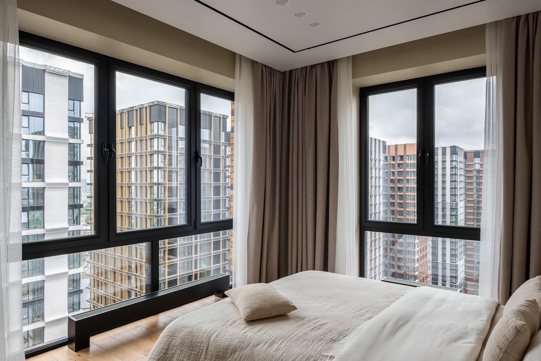 Баланс эстетики и практичности в интерьере квартиры для большой семьи — проект Марии Ничипоренко