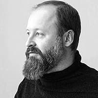 Денис Милованов, художник, основатель бренда SÓHA Concept