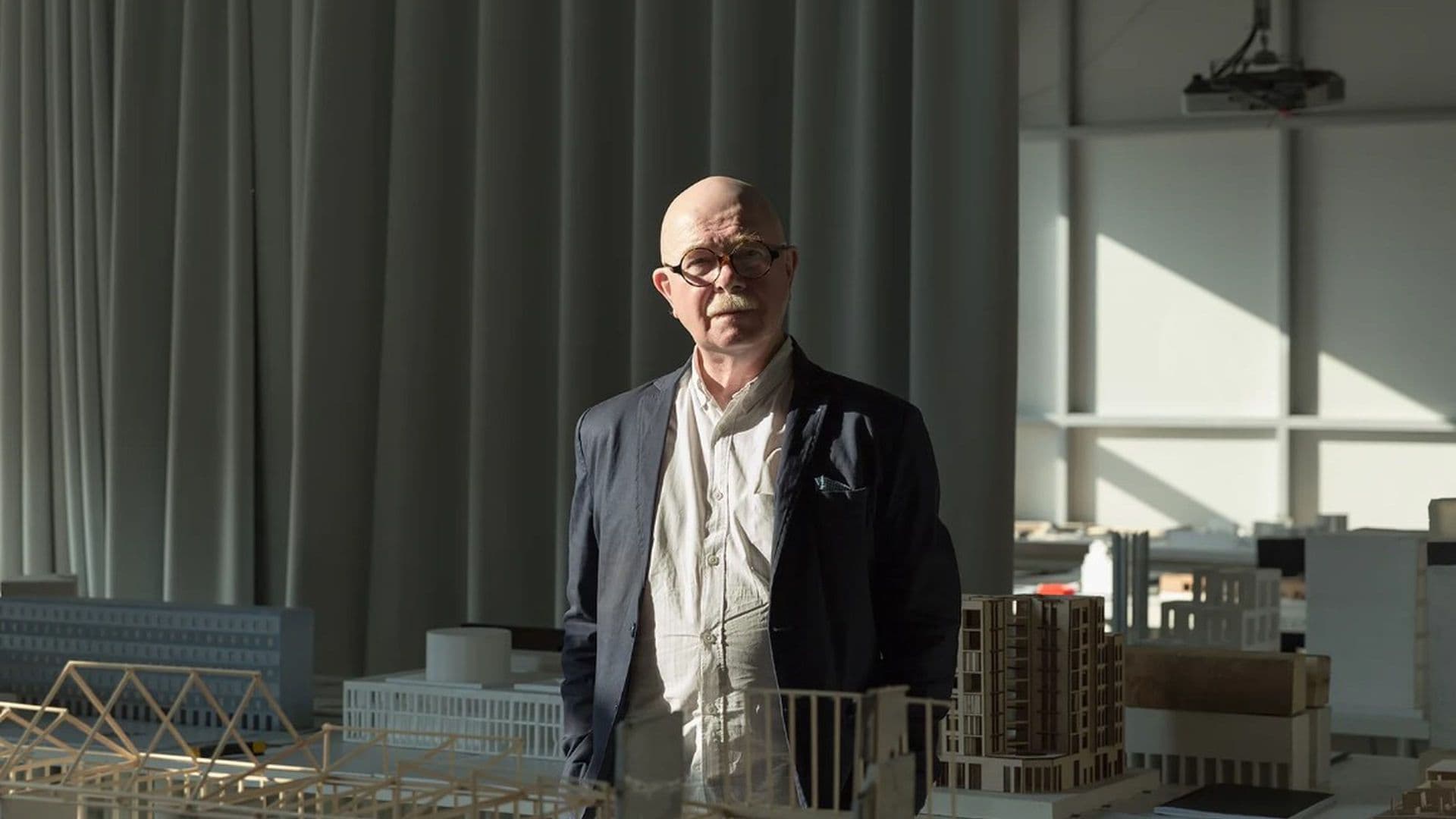 Евгений Асс: «Задача архитектора выставки — ответить на кураторский вызов»