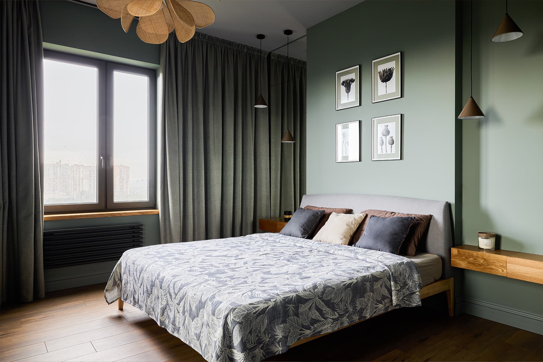 Наполненный цветом и теплыми фактурами интерьер квартиры с кабинетом на лоджии — проект Полины Коптевой