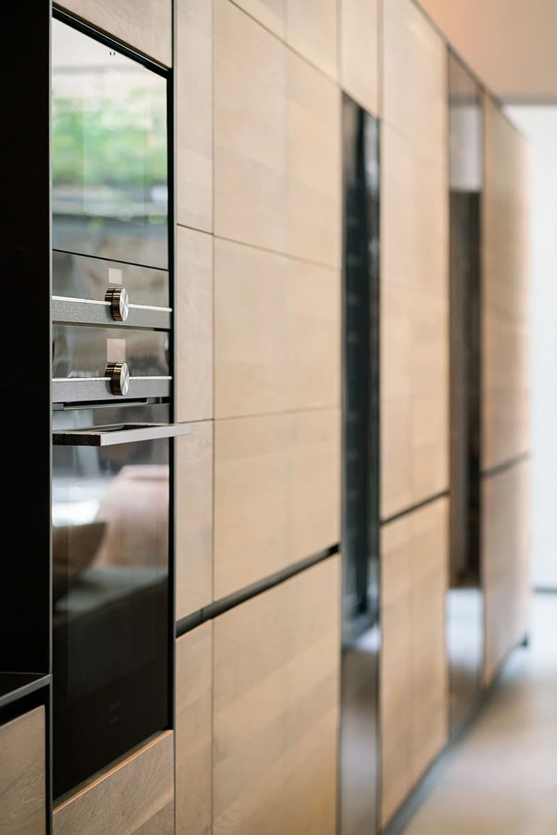 Баланс традиций и инноваций в оформлении испанской виллы с собственным садом — проект бюро Coblonal Interiorisme