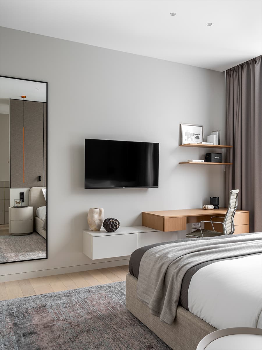 Сдержанный интерьер квартиры с видом на Москва-Сити — проект Кристины Кораблиной