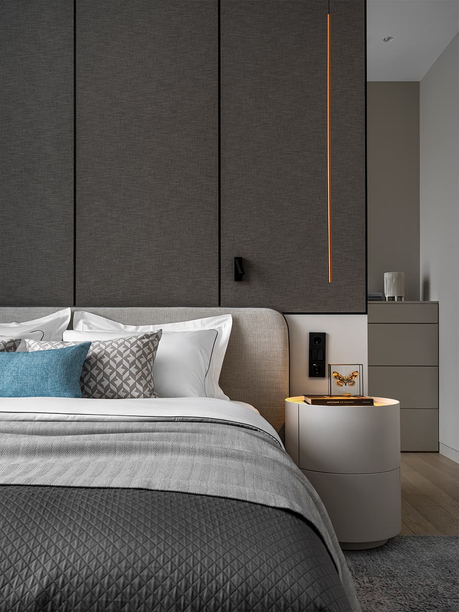 Сдержанный интерьер квартиры с видом на Москва-Сити — проект Кристины Кораблиной