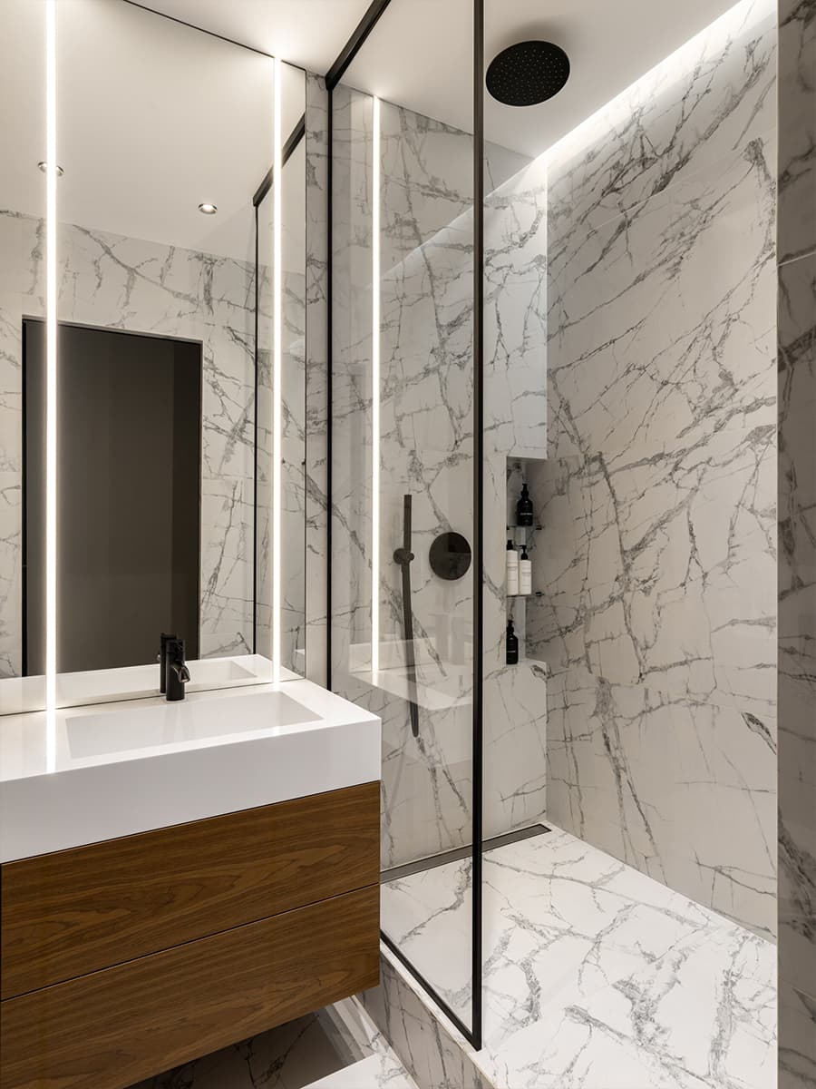 Зеленые оттенки в интерьере просторной квартиры для бизнесмена из Петербурга — проект Евгении Абориной