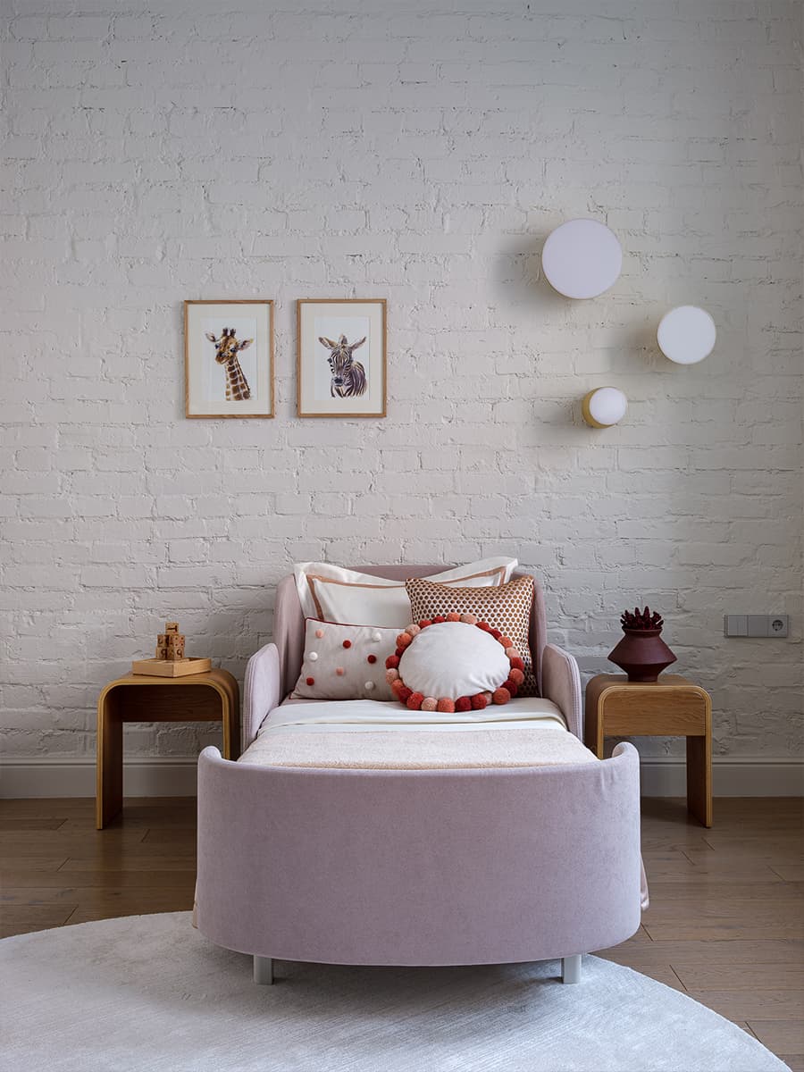 Воздушная квартира с открытым балконом и видом на центр Москвы — проект Кати Гербер