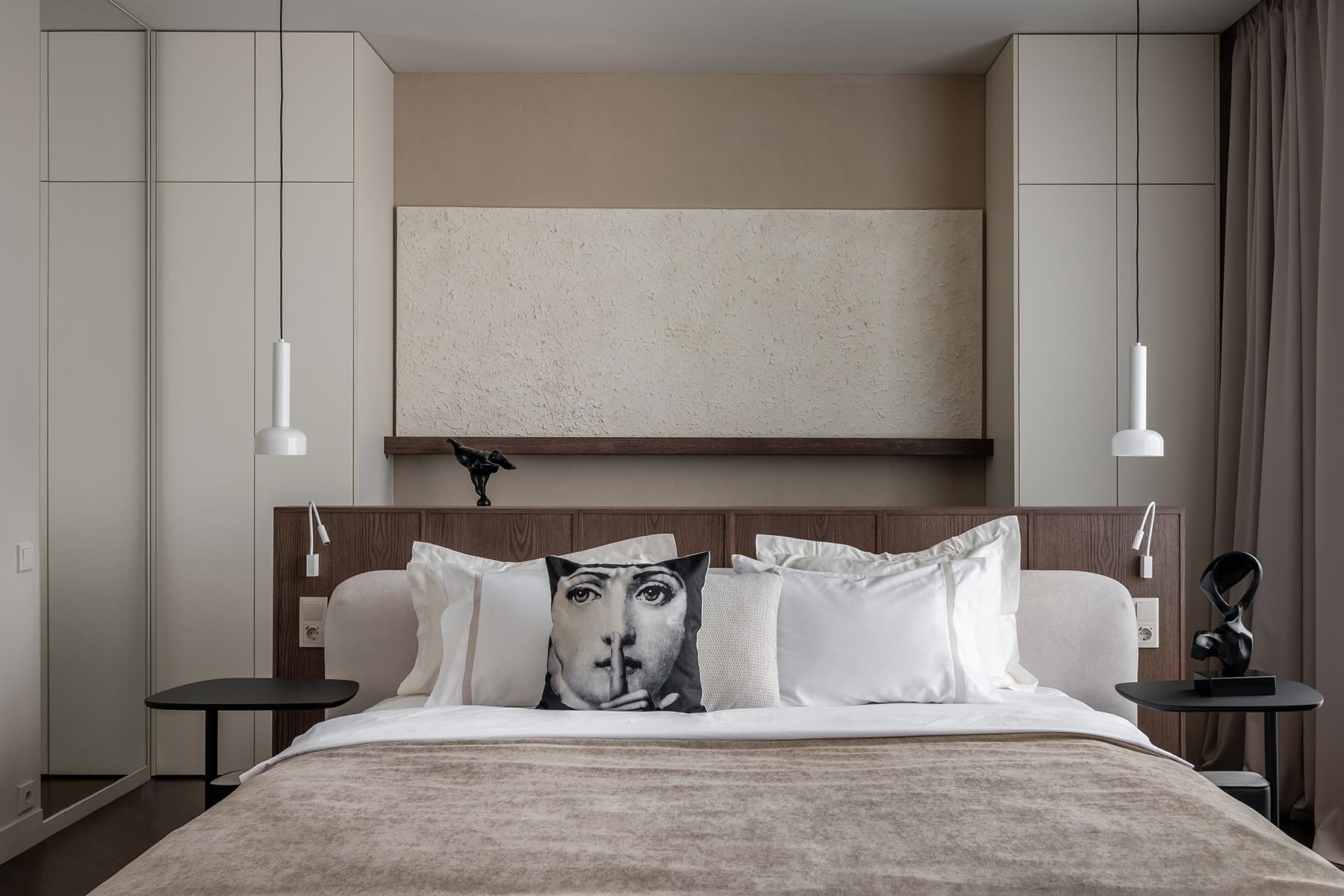 Элегантный интерьер пентхауса с бильярдной в центре Москвы — проект дизайн-студии ММ interior