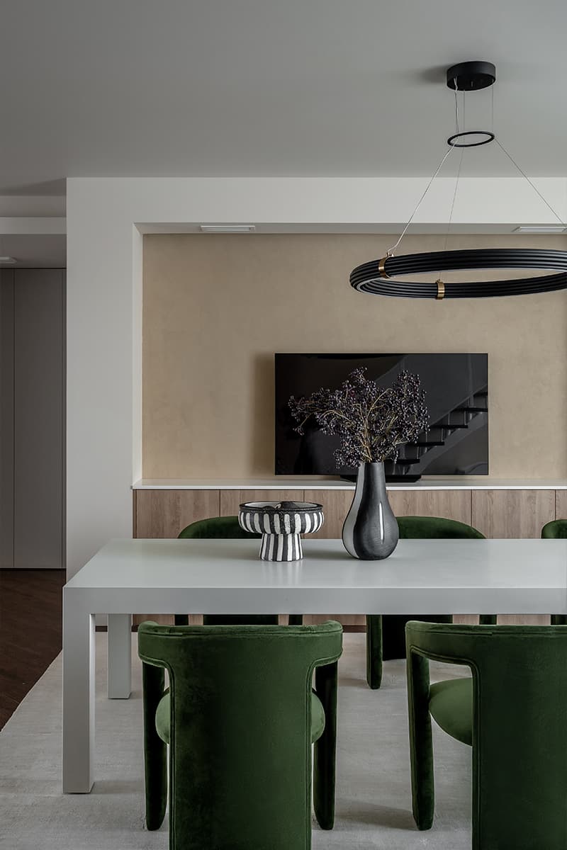 Элегантный интерьер пентхауса с бильярдной в центре Москвы — проект дизайн-студии ММ interior