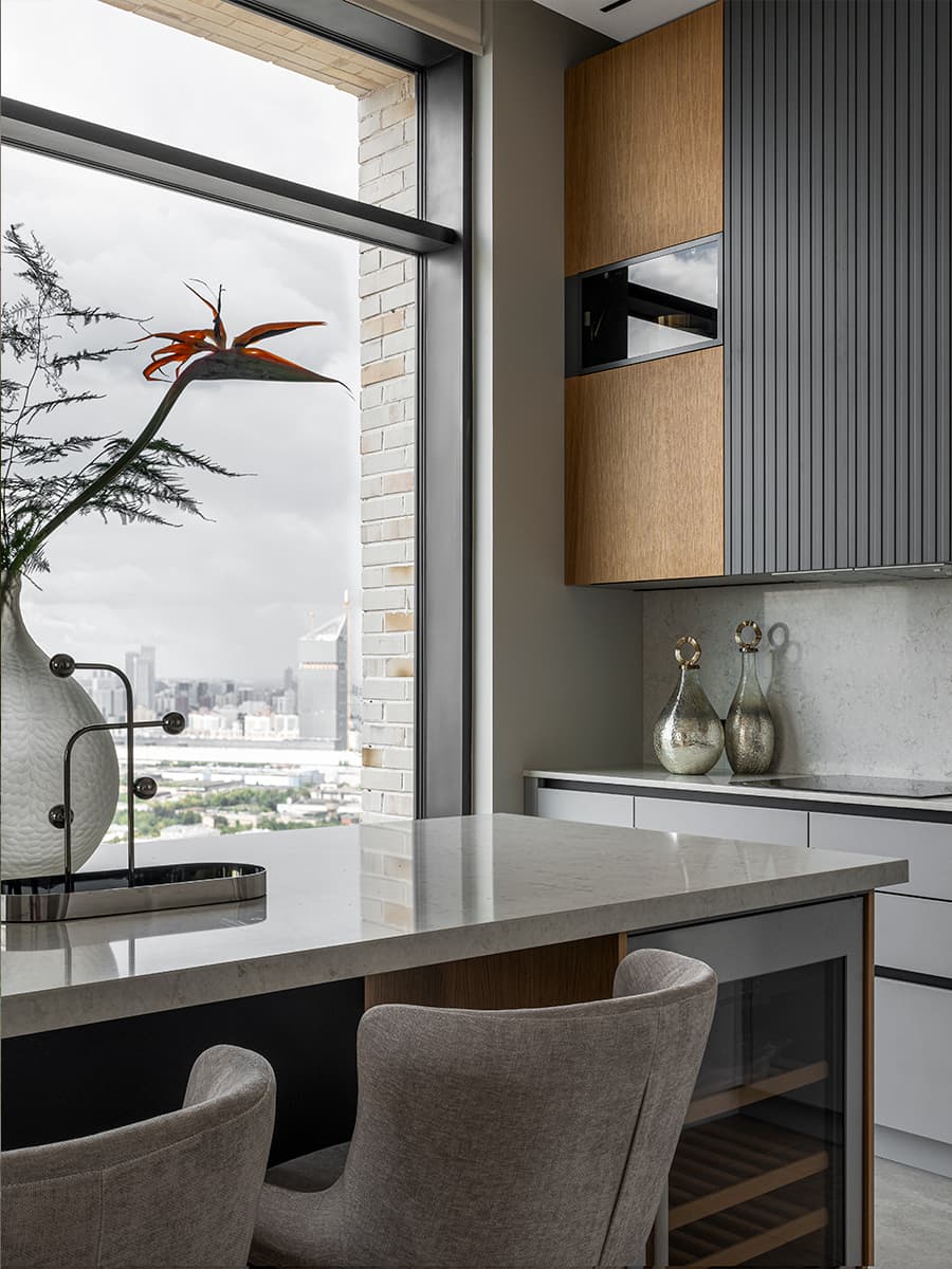 Воздушный интерьер квартиры с панорамным видом на Москву — проект Оксаны Галактионовой