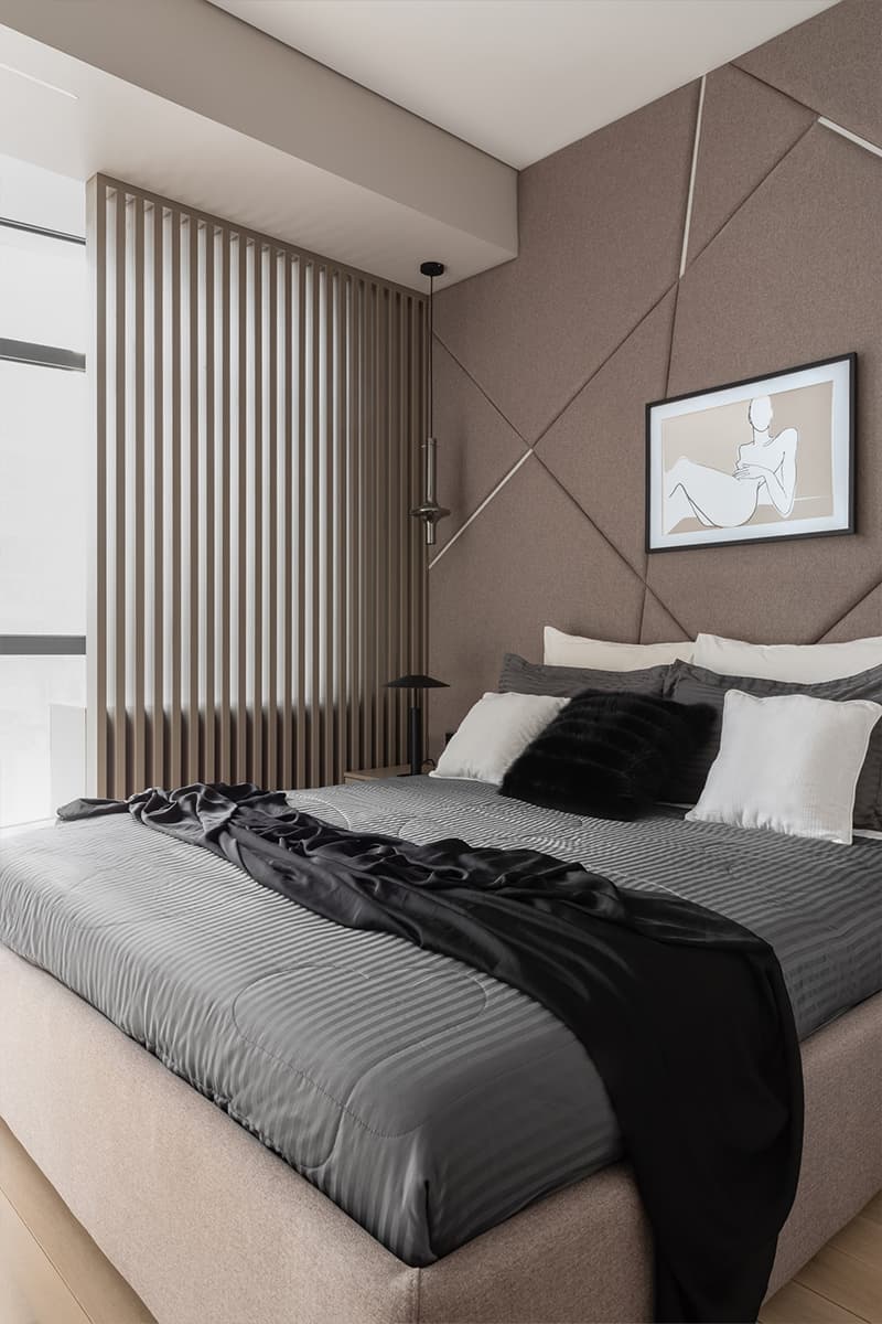 Компактная кухня и необычное зонирование в квартире в Алматы — проект Марины Сапуновой