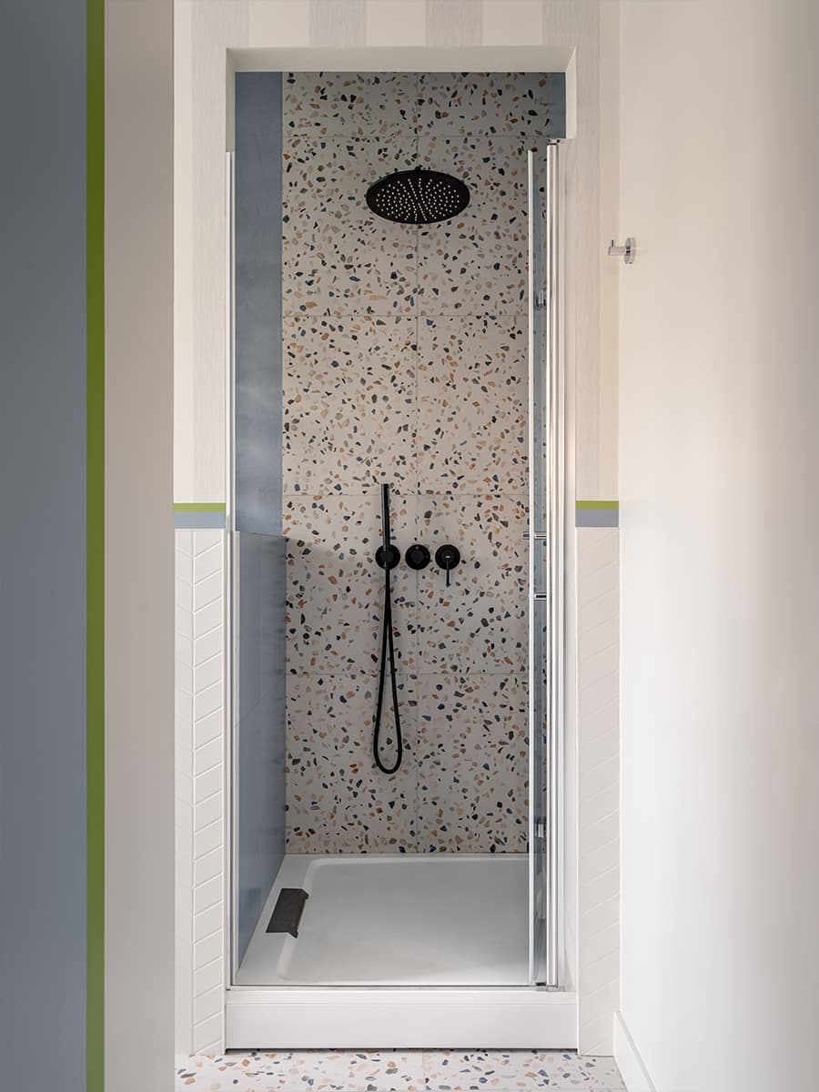 Лаймовые детали и нескучная детская в интерьере исторической квартиры — проект Татьяны Отич и Надежды Облачковой