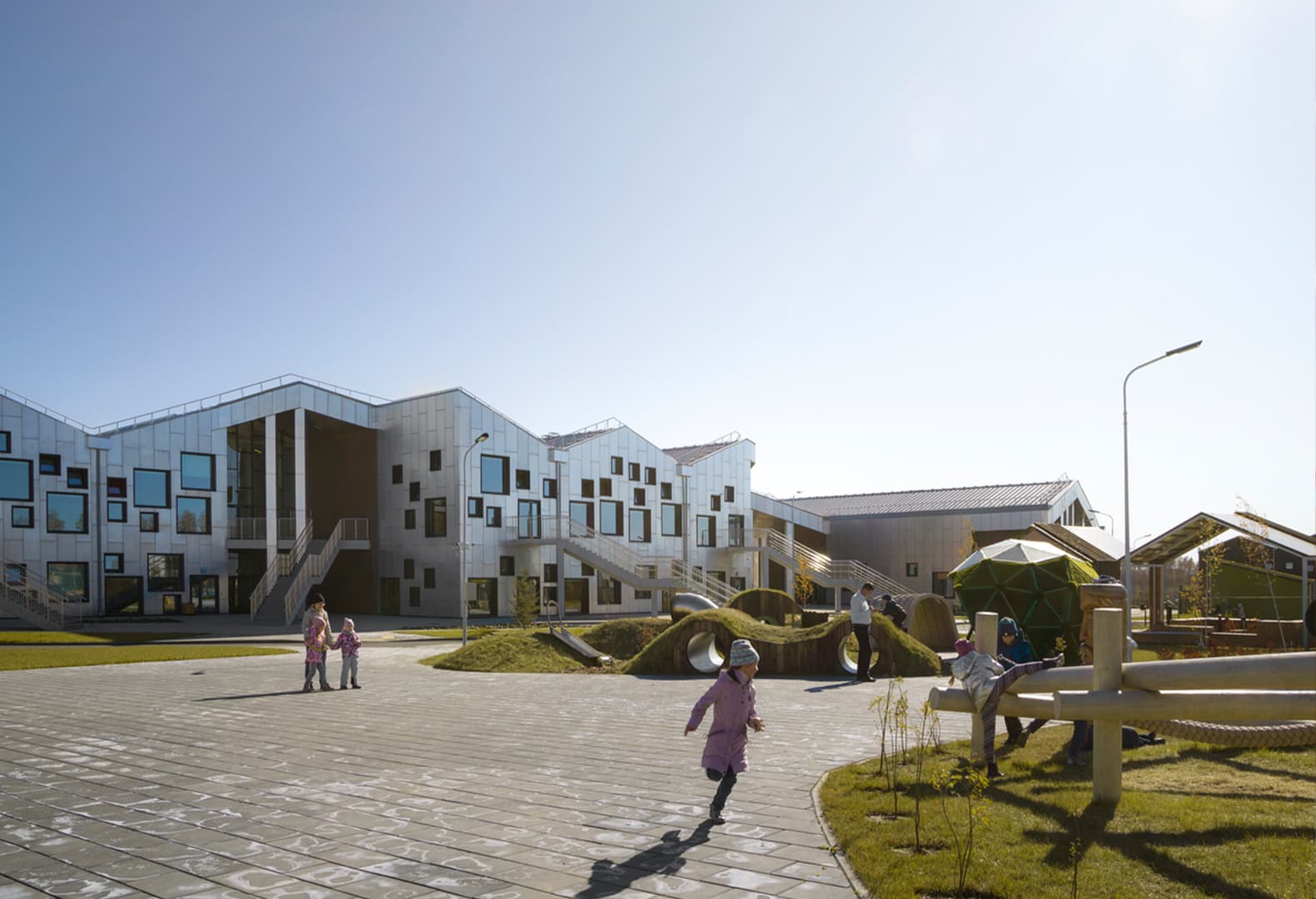 Юлий Борисов: визионерская архитектура, которая служит людям