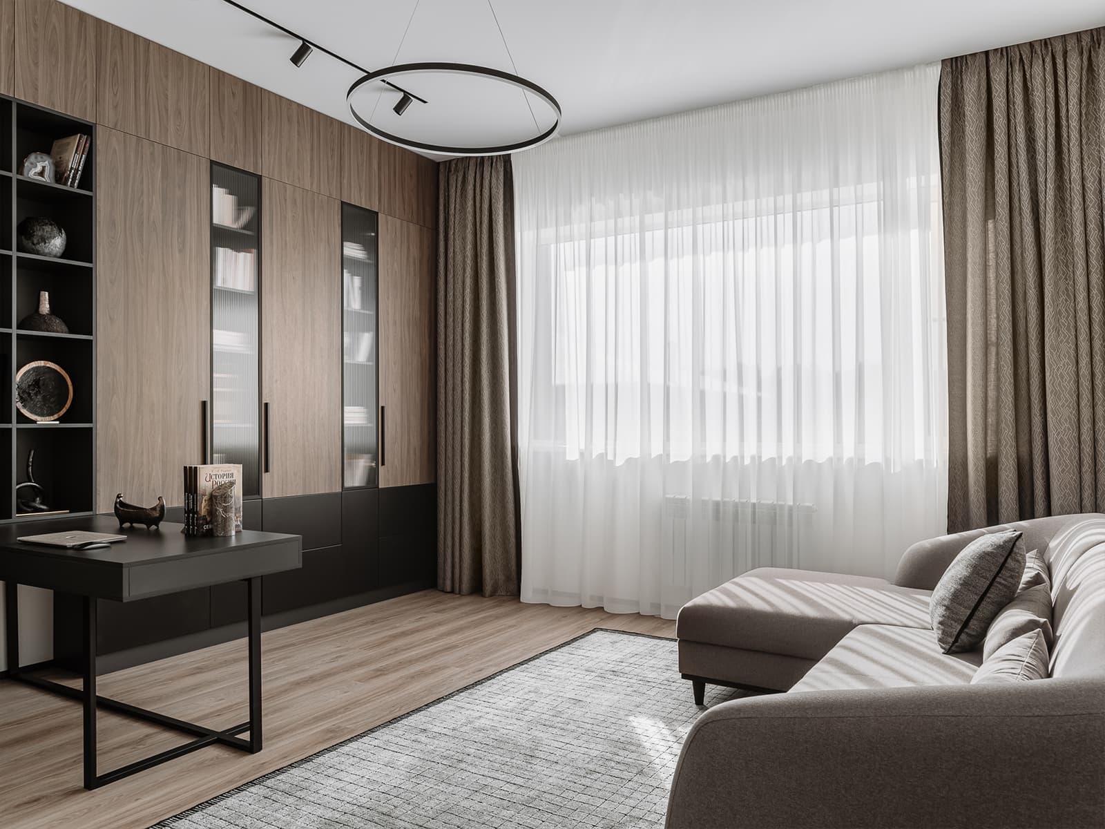 Скругленные формы и древесина в интерьере таунхауса с камином — проект Елены Орловой