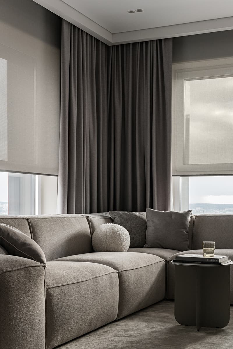 Светильники-колбы и оригинальные кресла в интерьере уютной квартиры — проект Polly Design