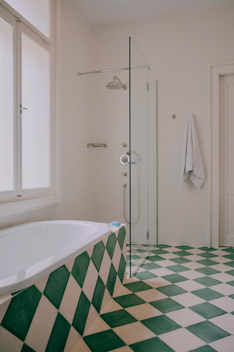 Глазами художника: театральная атмосфера в интерьере исторической квартиры — проект Ричарда Педуцци