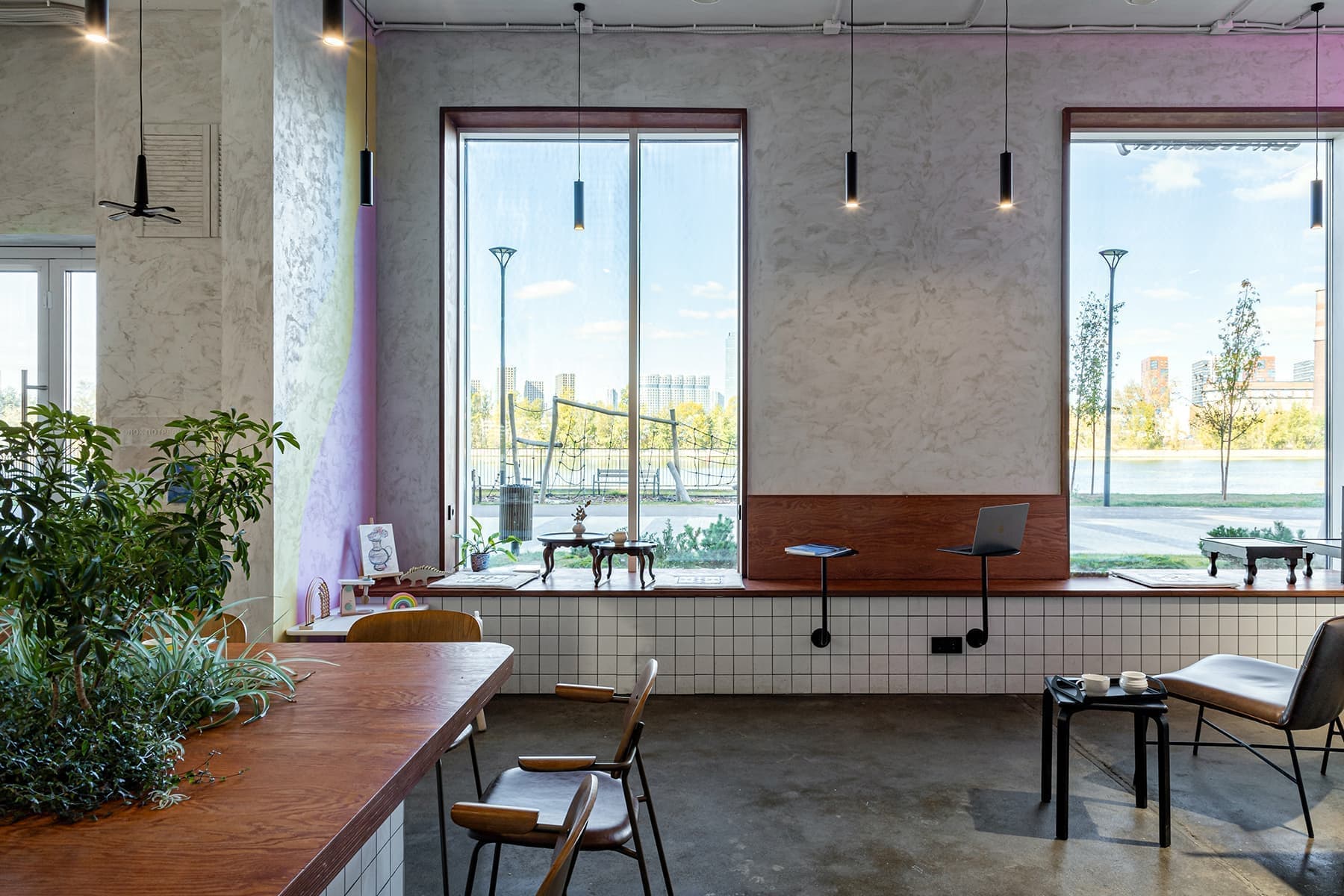 Аккуратные отсылки к культуре Кореи в интерьере маленького кафе — проект студии DD Architects w3