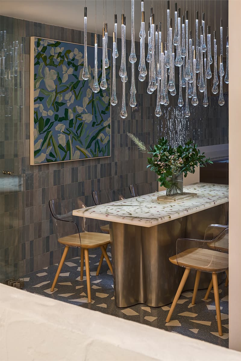 Элегантный интерьер пентхауса с бильярдной в центре Москвы — проект дизайн-студии ММ interior