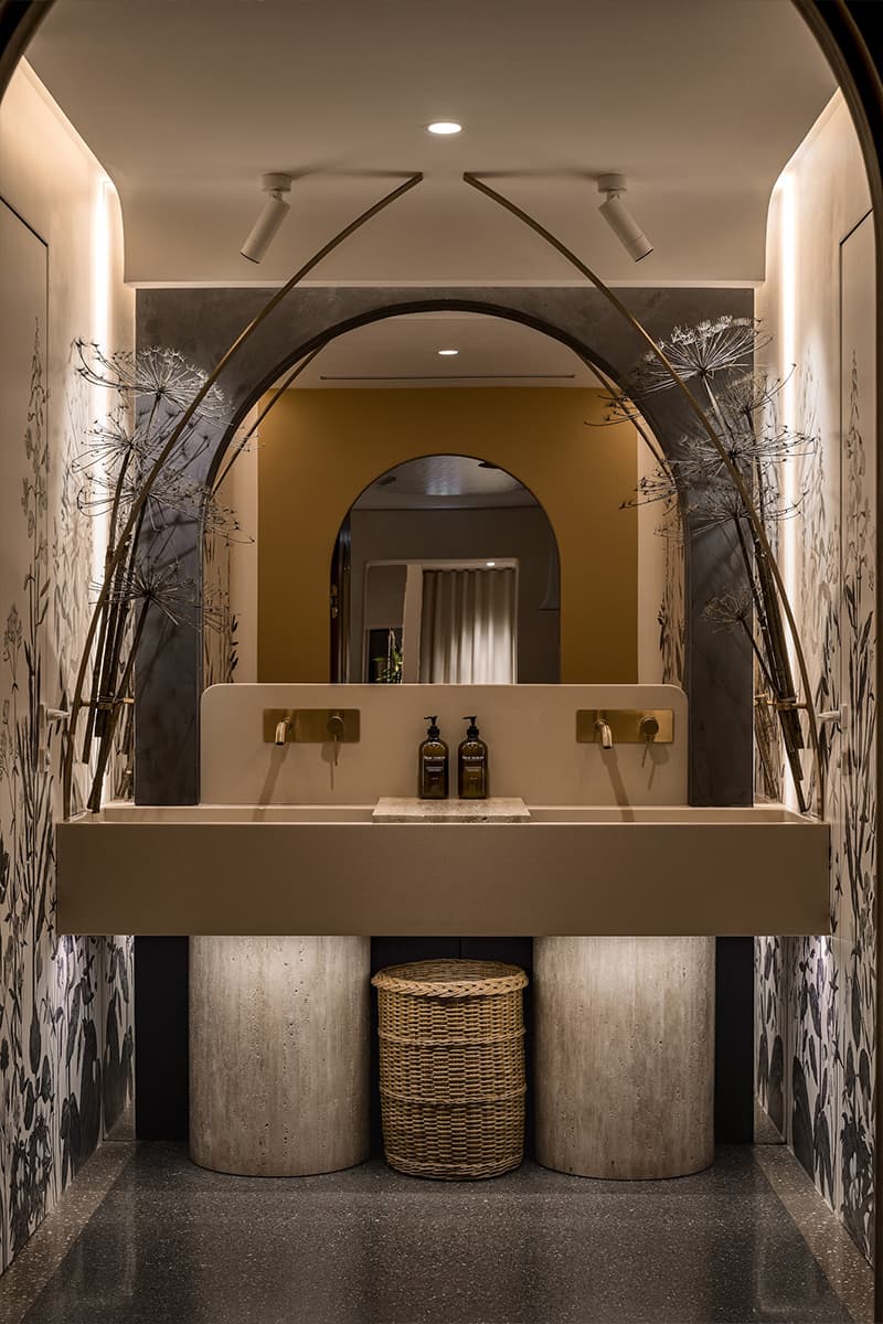 Элегантный интерьер пентхауса с бильярдной в центре Москвы — проект дизайн-студии ММ interior