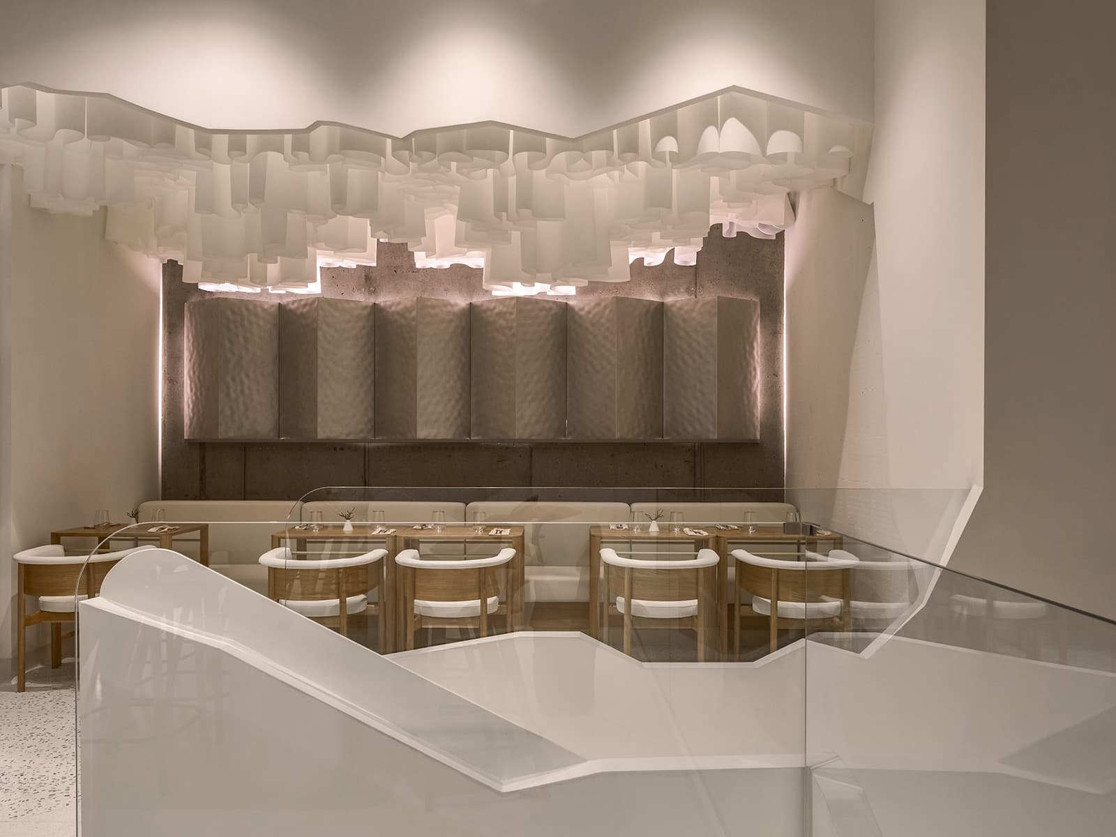 Элегантный интерьер пентхауса с бильярдной в центре Москвы — проект дизайн-студии ММ interior