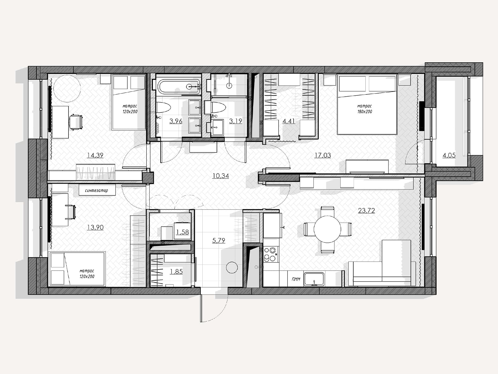 Диалог двух супругов в красочном интерьере квартиры — проект Полины Караванской