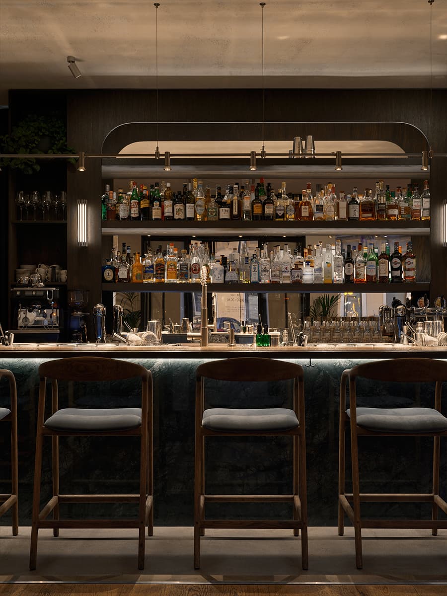 Мягкий обволакивающий интерьер коктейльного бюро — проект Ольги Копосовой и Виктории Егоровой