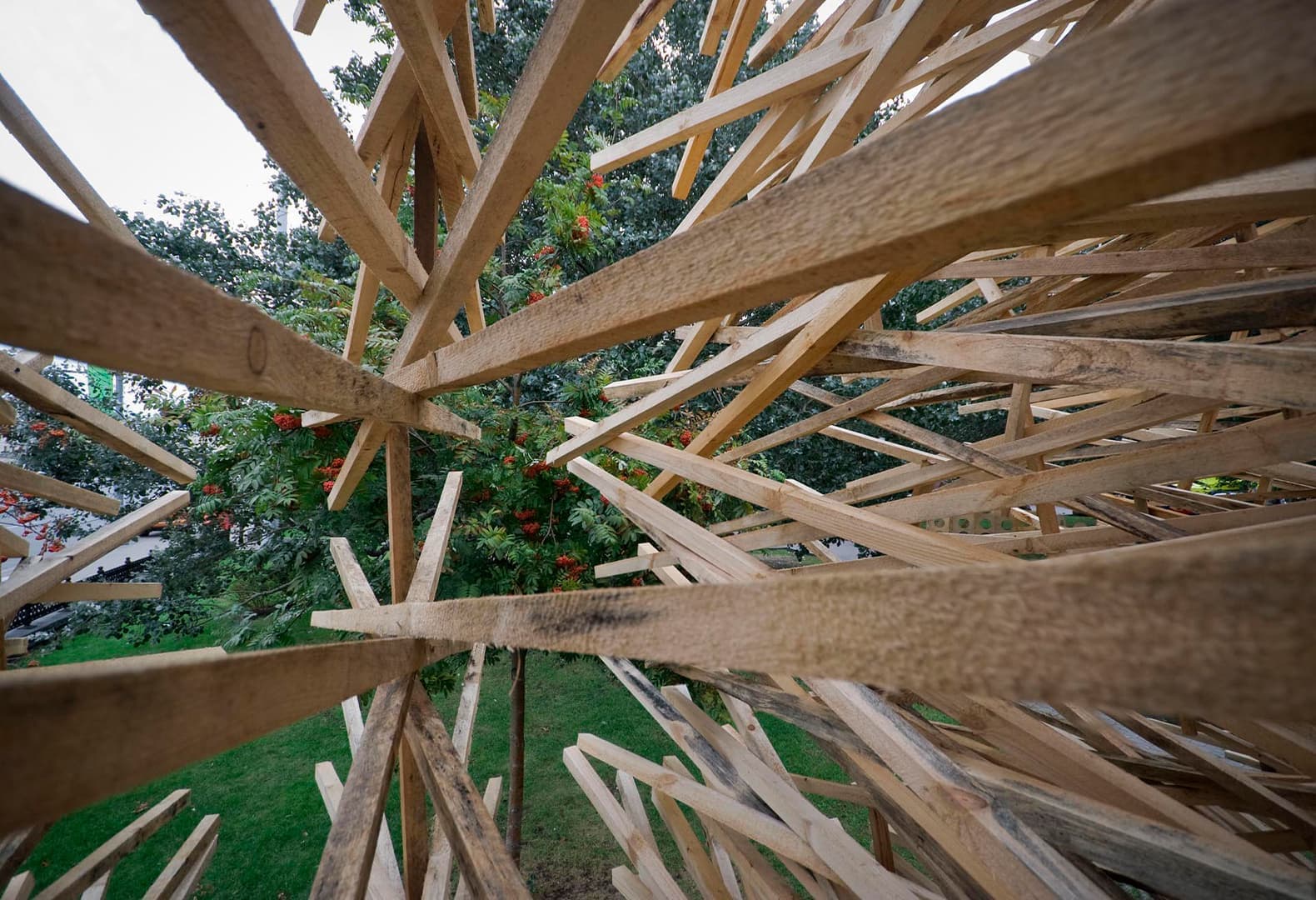 Гармоничная деревянная архитектура Тотана Кузембаева