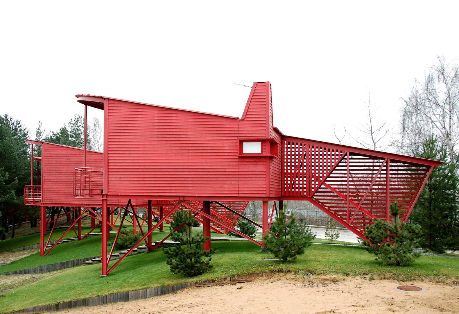 Гармоничная деревянная архитектура Тотана Кузембаева