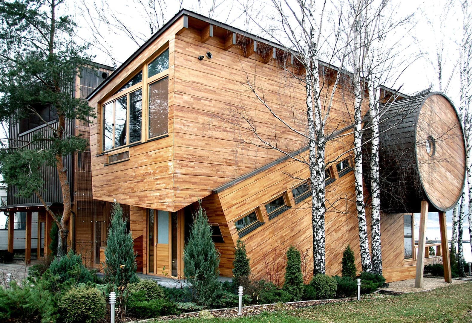 Гармоничная деревянная архитектура Тотана Кузембаева