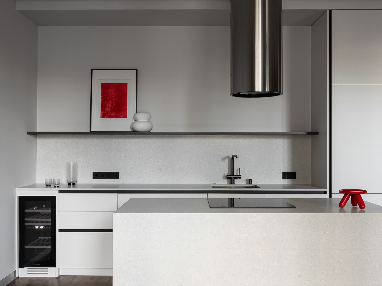 Радиусные перегородки в умиротворяющем интерьере для семьи — проект студии интерьерного дизайна STUDIO WHITE DESIGN w3