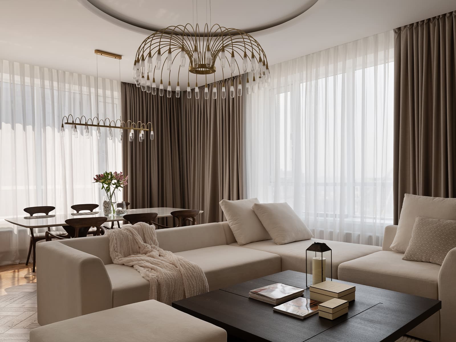 Обволакивающий интерьер «женской» квартиры с золотистыми акцентами — проект студии Room Design