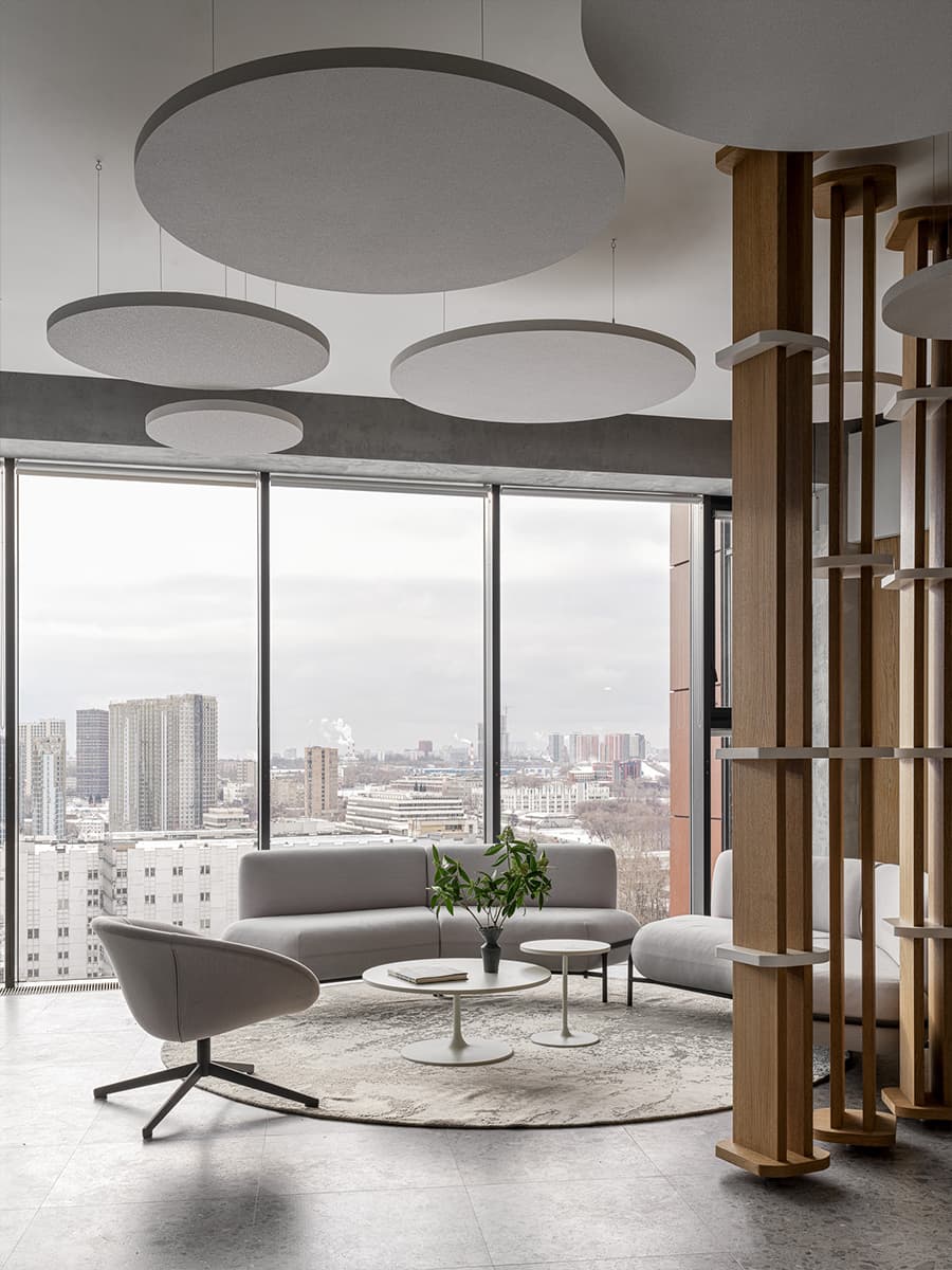 Уютный интерьер офиса современного техно-гиганта — проект дизайн-бюро N°11