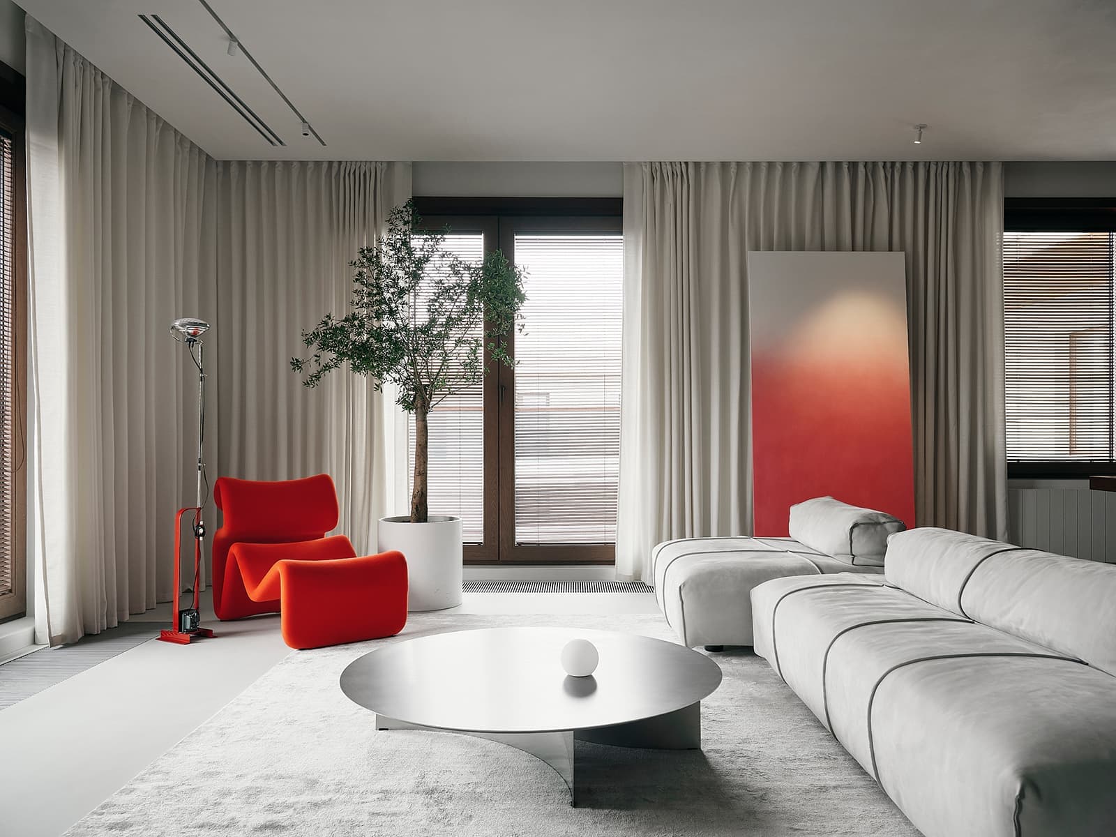 Эклектичный интерьер семейной квартиры с петербургским характером — проект DA Bureau