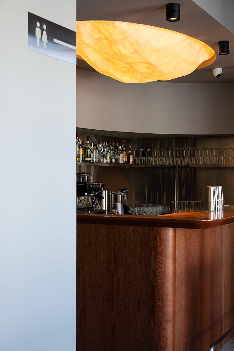 Лаконичный интерьер симферопольского бара площадью в 33 м² — проект Екатерины Саракула
