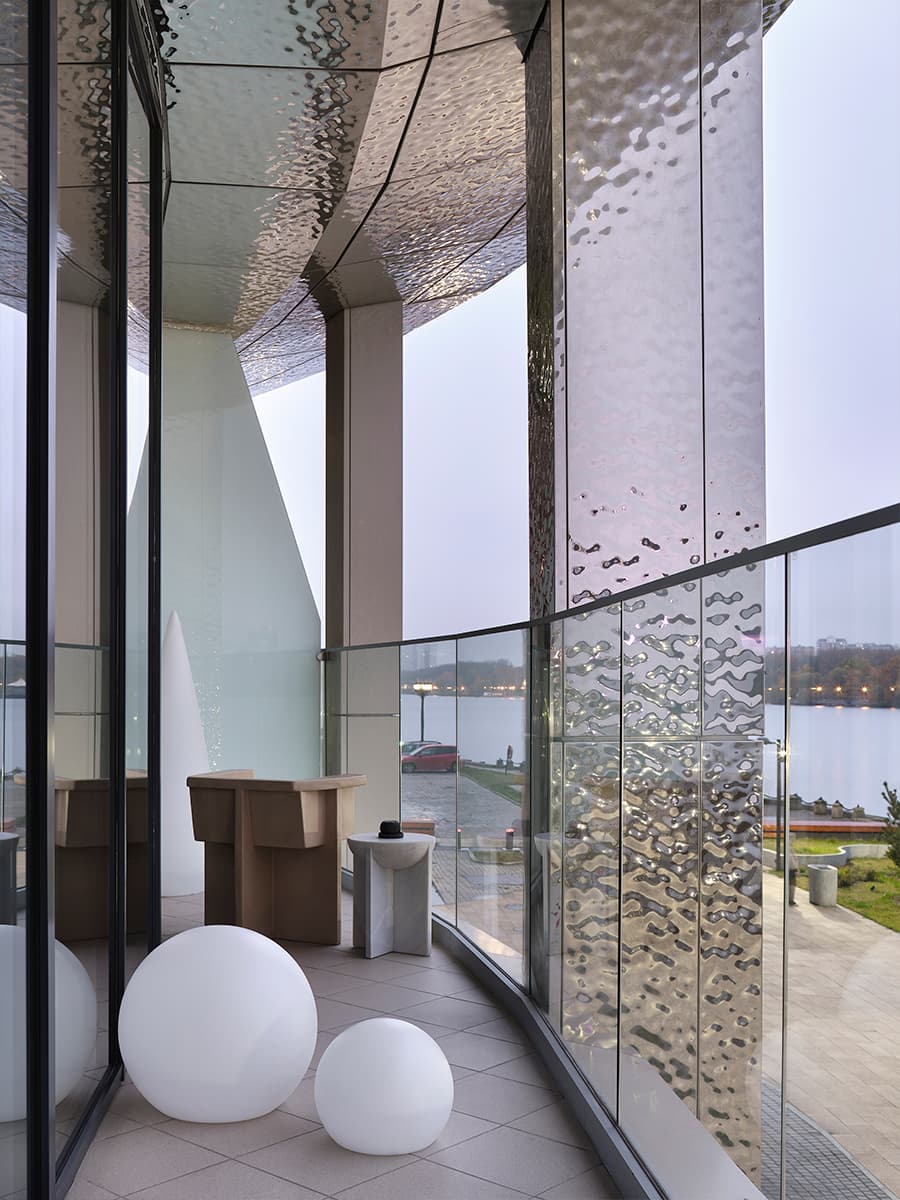 Медитативный теплый интерьер квартиры в шумной столице — проект студии DESIGN IS FINE w3